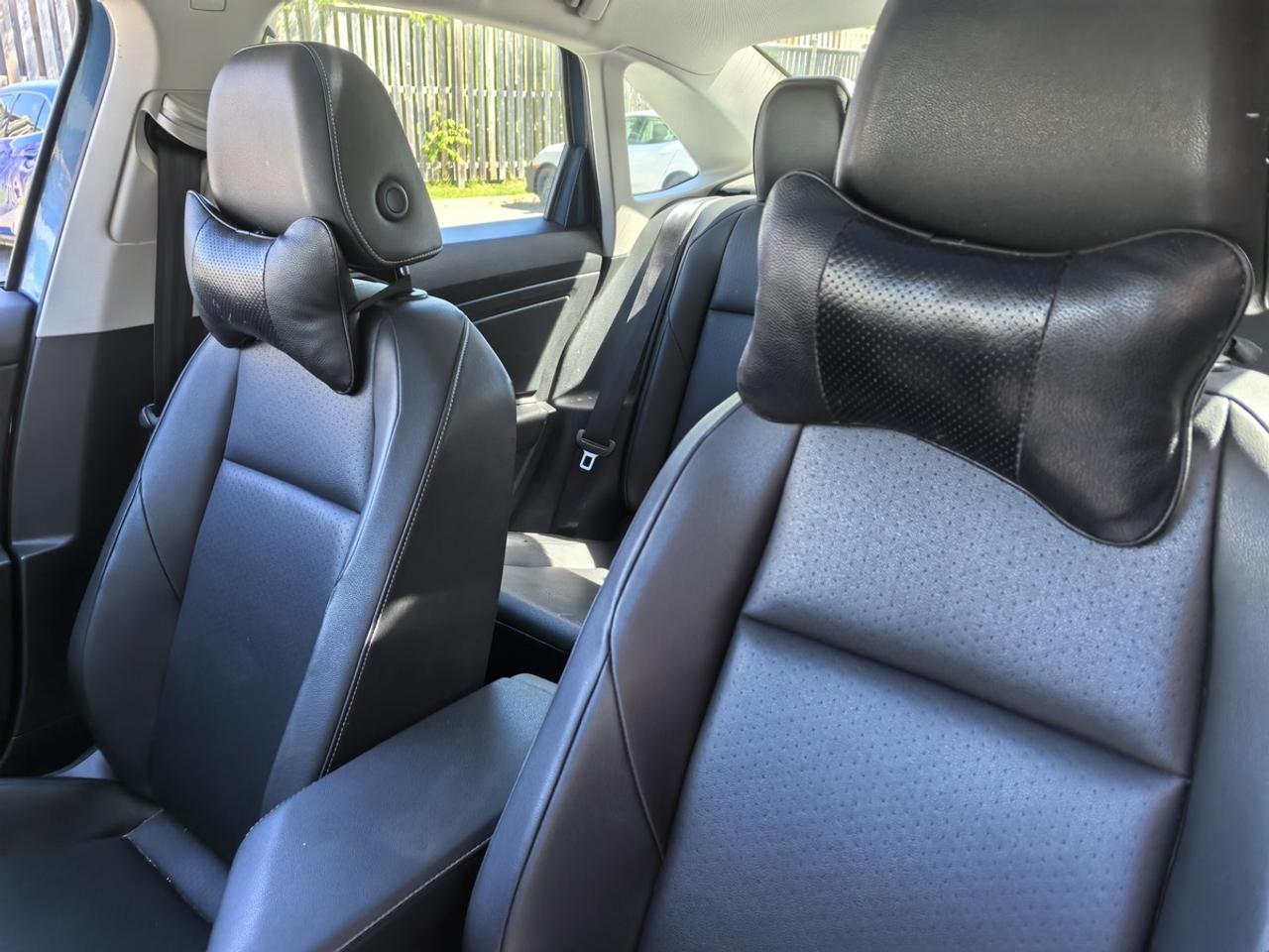 2020 Volkswagen Jetta SEL Photo