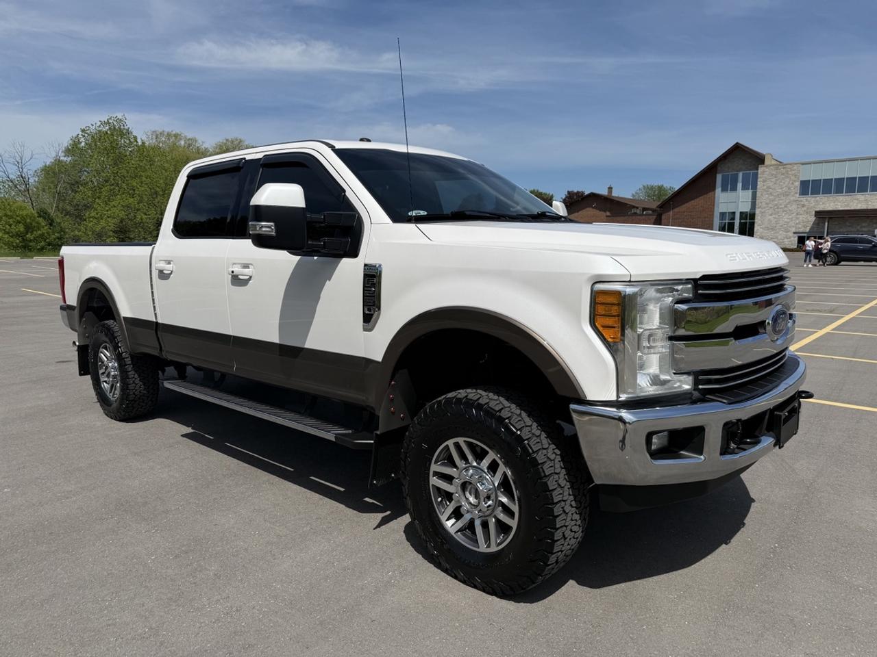 2017 Ford F-250 SUPER DUTY Lariat Photo
