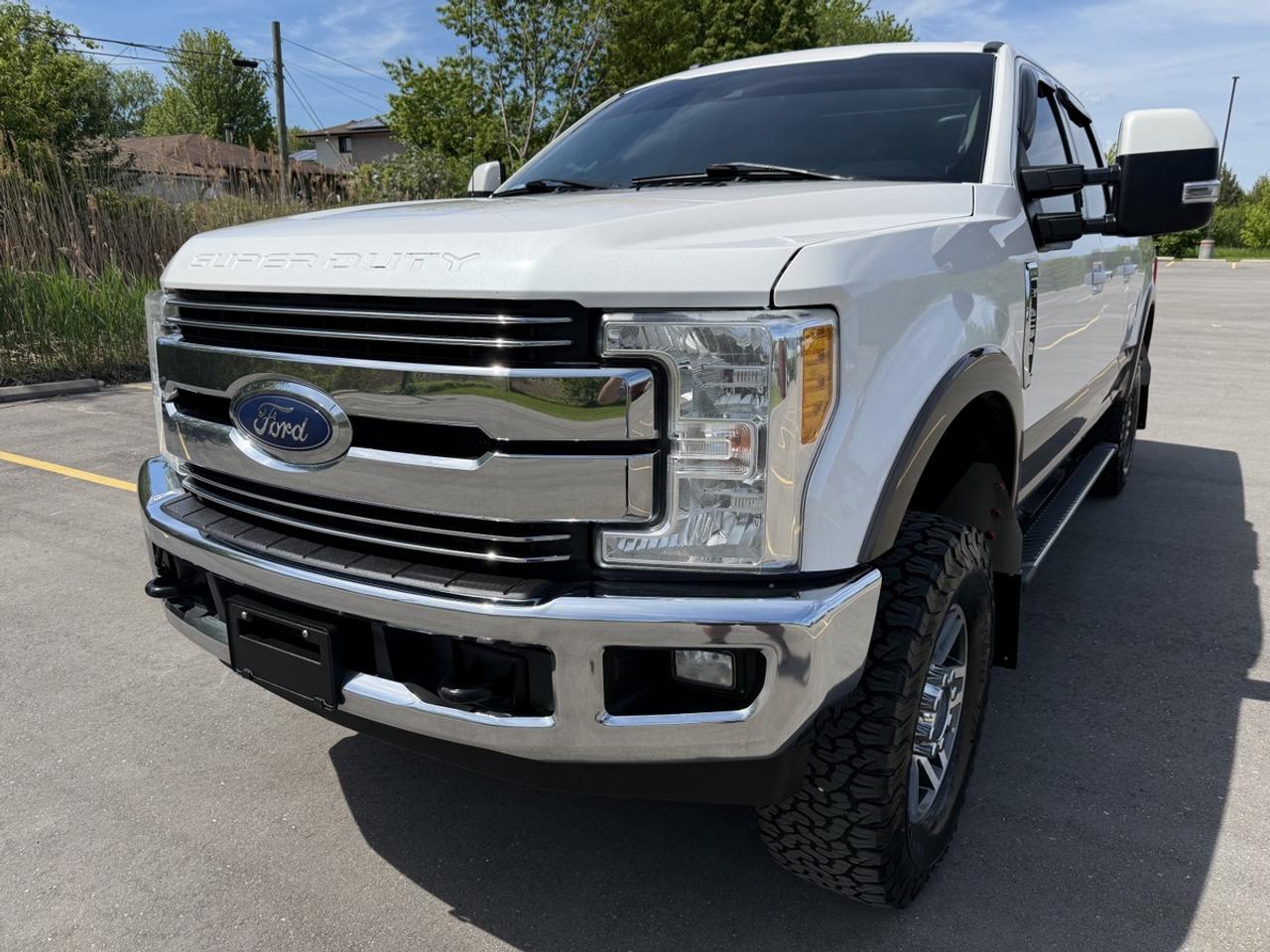 2017 Ford F-250 SUPER DUTY Lariat Photo