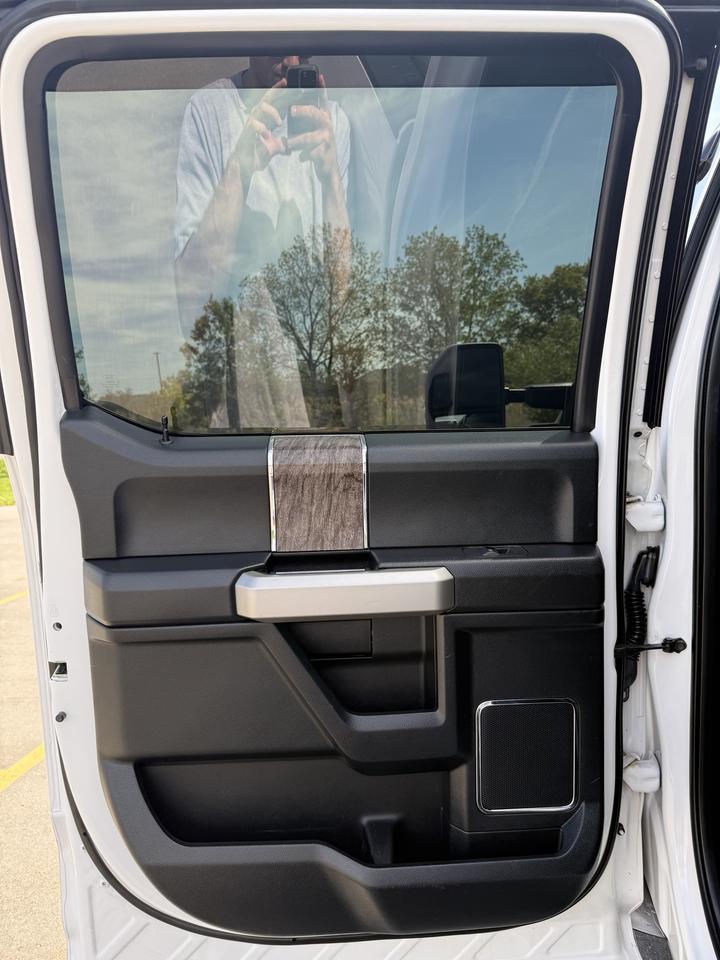 2017 Ford F-250 SUPER DUTY Lariat Photo