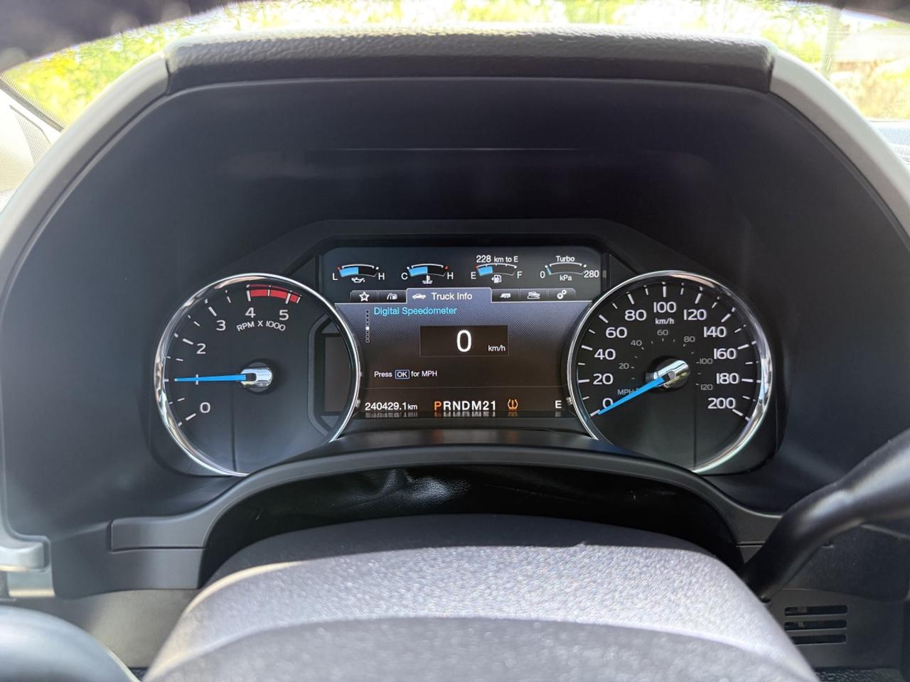 2017 Ford F-250 SUPER DUTY Lariat Photo