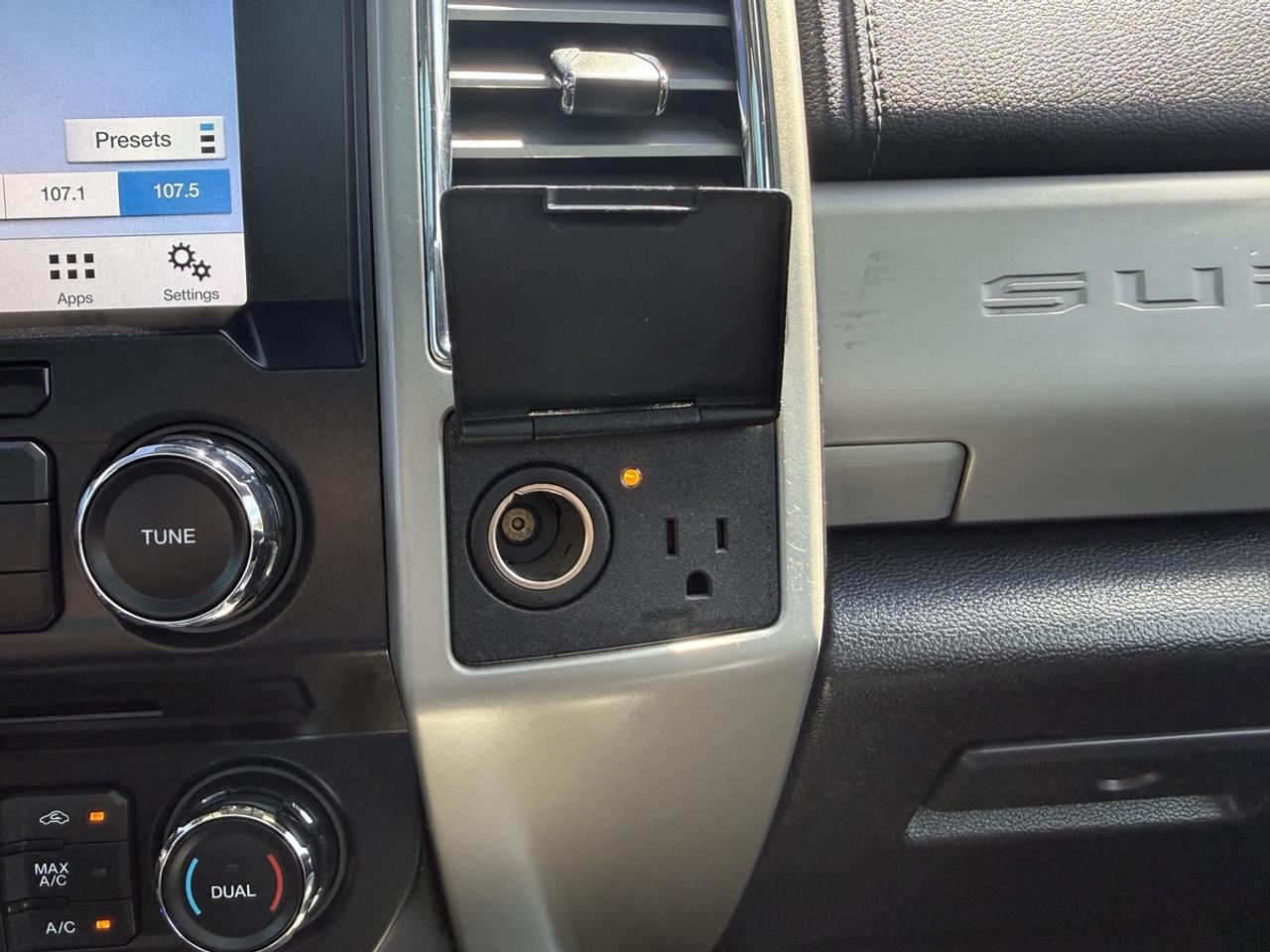 2017 Ford F-250 SUPER DUTY Lariat Photo