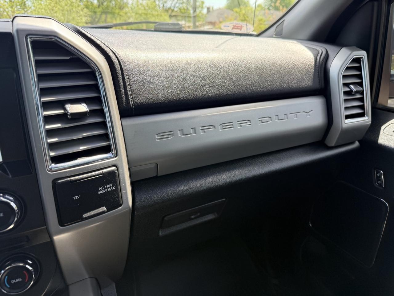 2017 Ford F-250 SUPER DUTY Lariat Photo