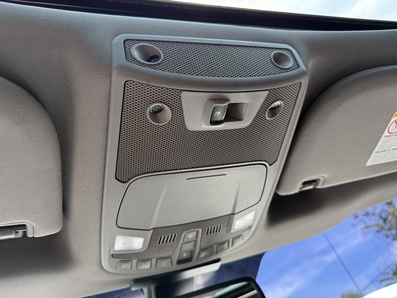 2017 Ford F-250 SUPER DUTY Lariat Photo