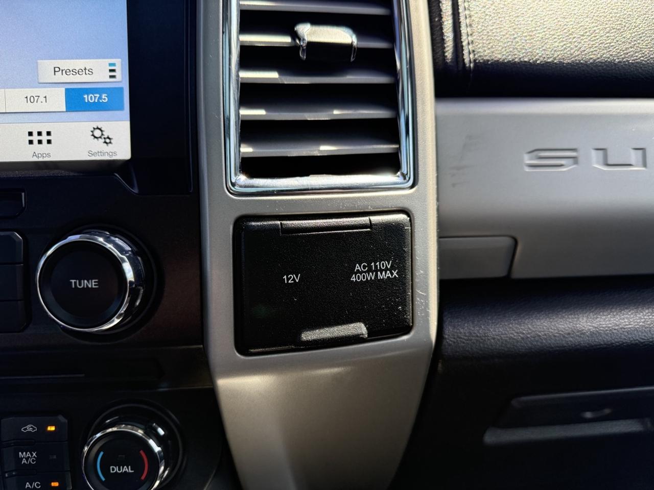 2017 Ford F-250 SUPER DUTY Lariat Photo