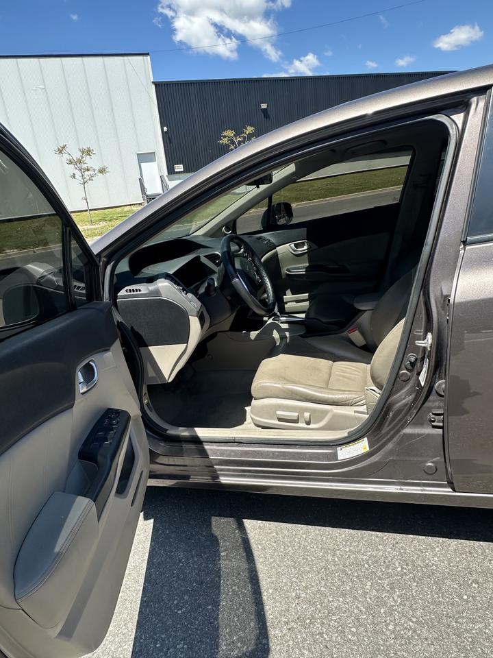 2012 Honda Civic EX L Photo
