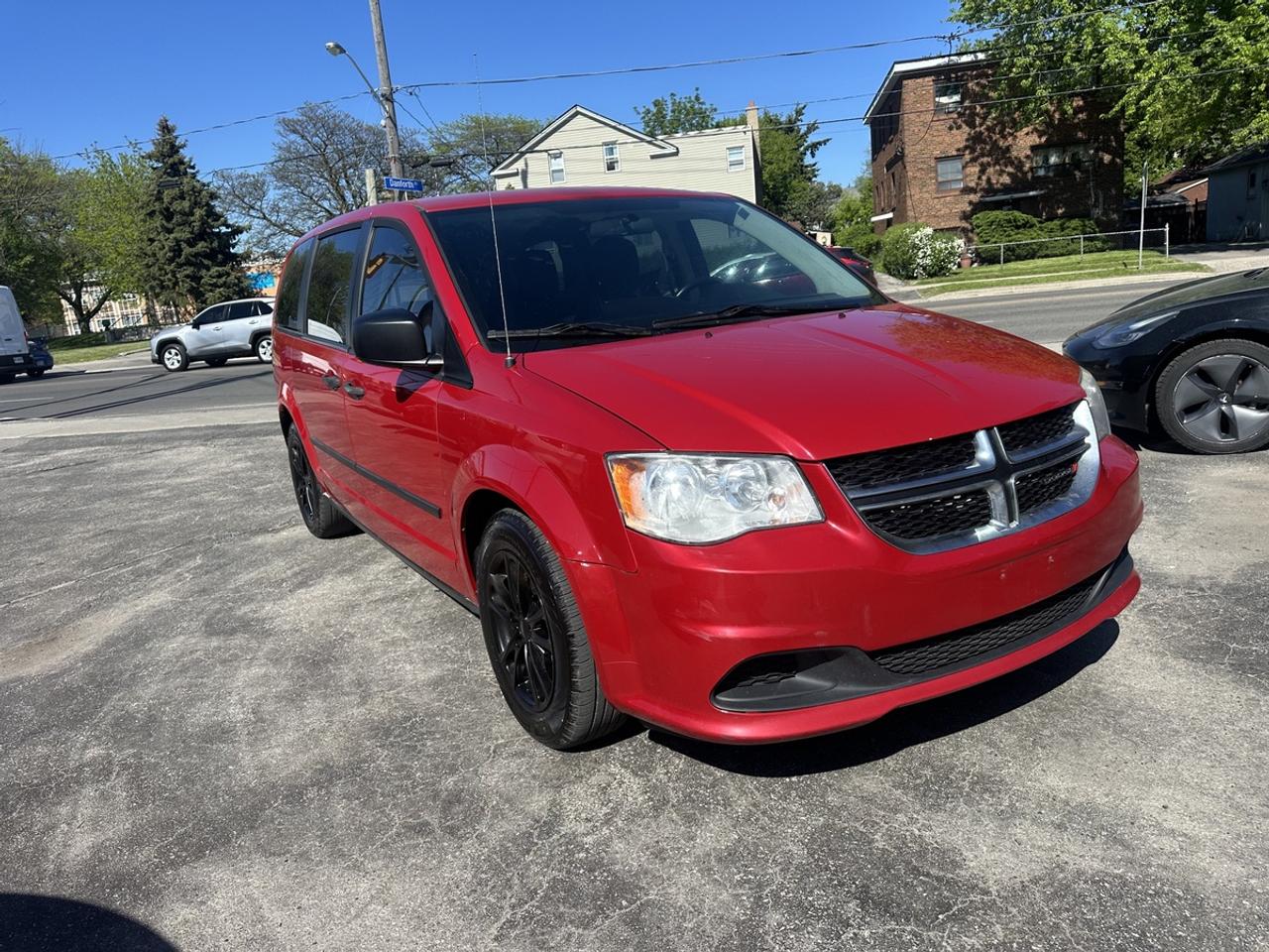 2014 Dodge Grand Caravan SE Photo0