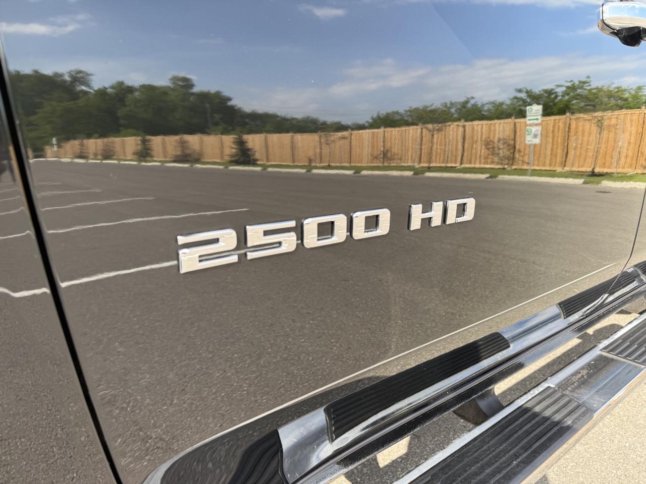 2020 Chevrolet SILVERADO 2500HD High Country Photo