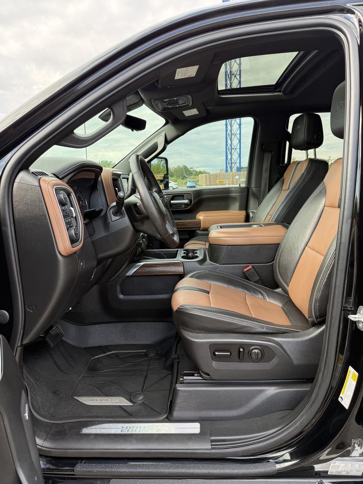 2020 Chevrolet SILVERADO 2500HD High Country Photo