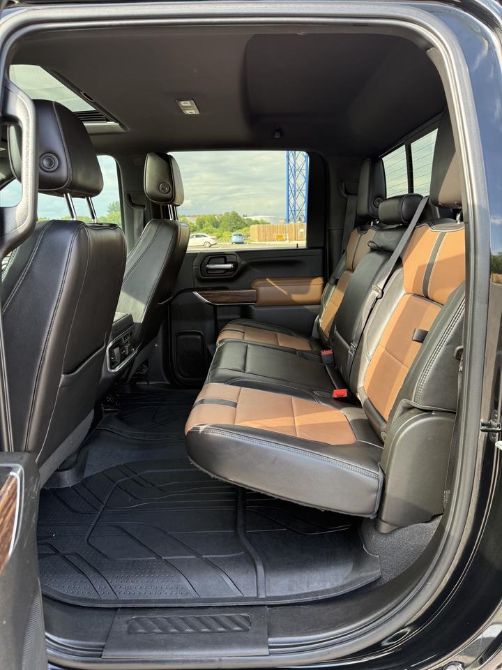 2020 Chevrolet SILVERADO 2500HD High Country Photo