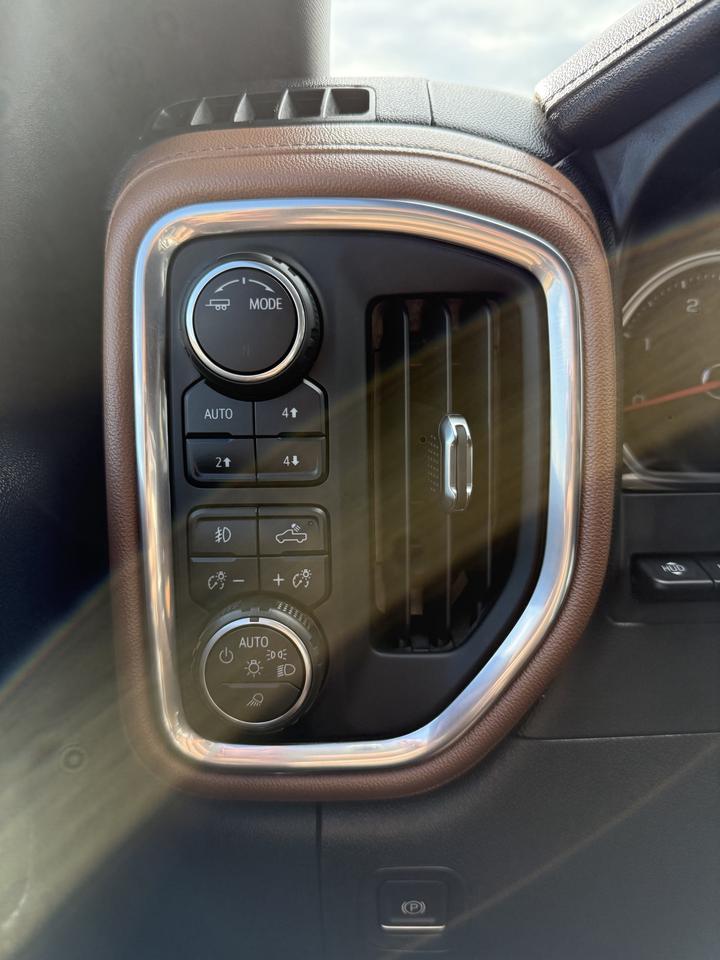2020 Chevrolet SILVERADO 2500HD High Country Photo