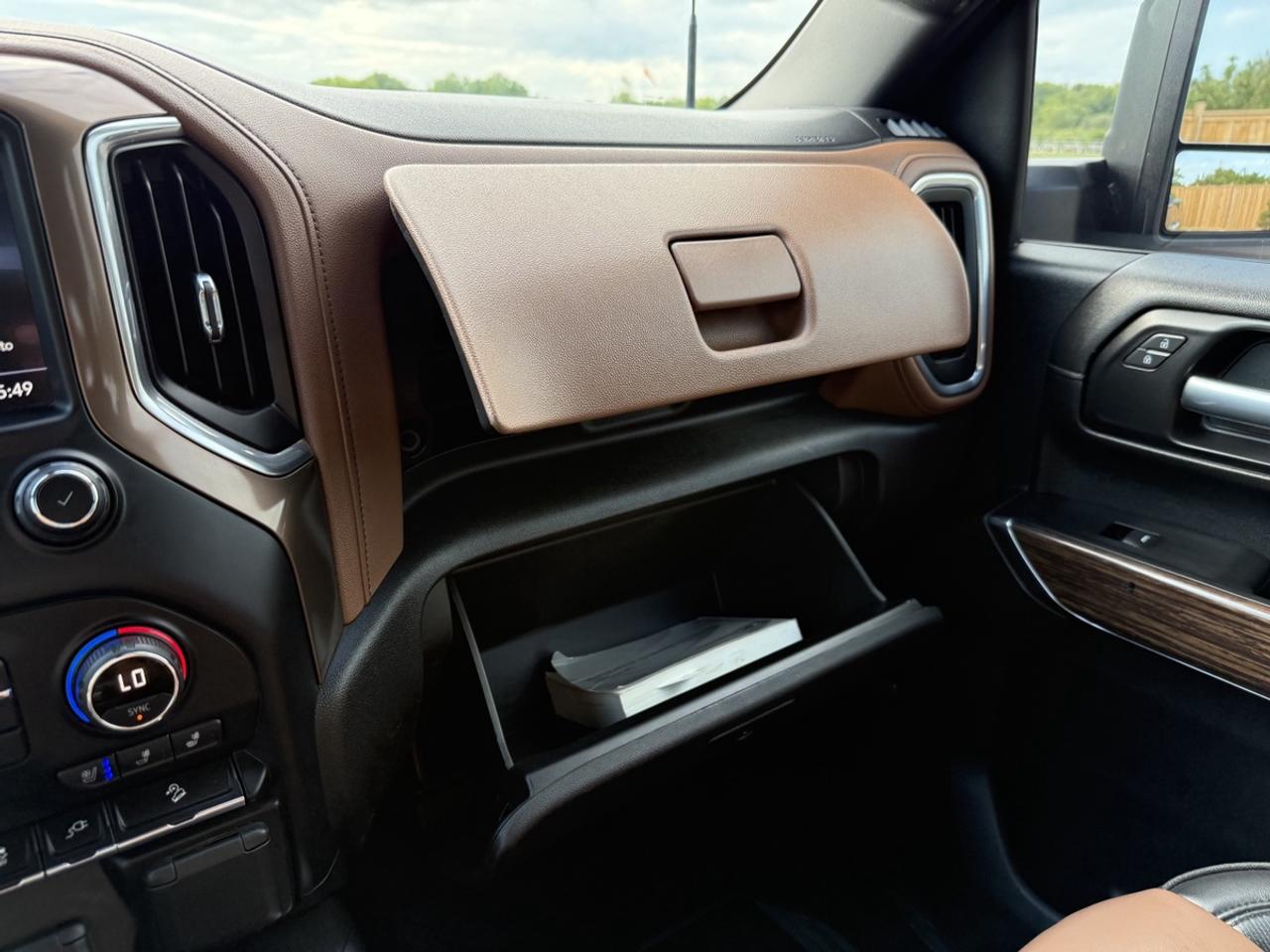 2020 Chevrolet SILVERADO 2500HD High Country Photo