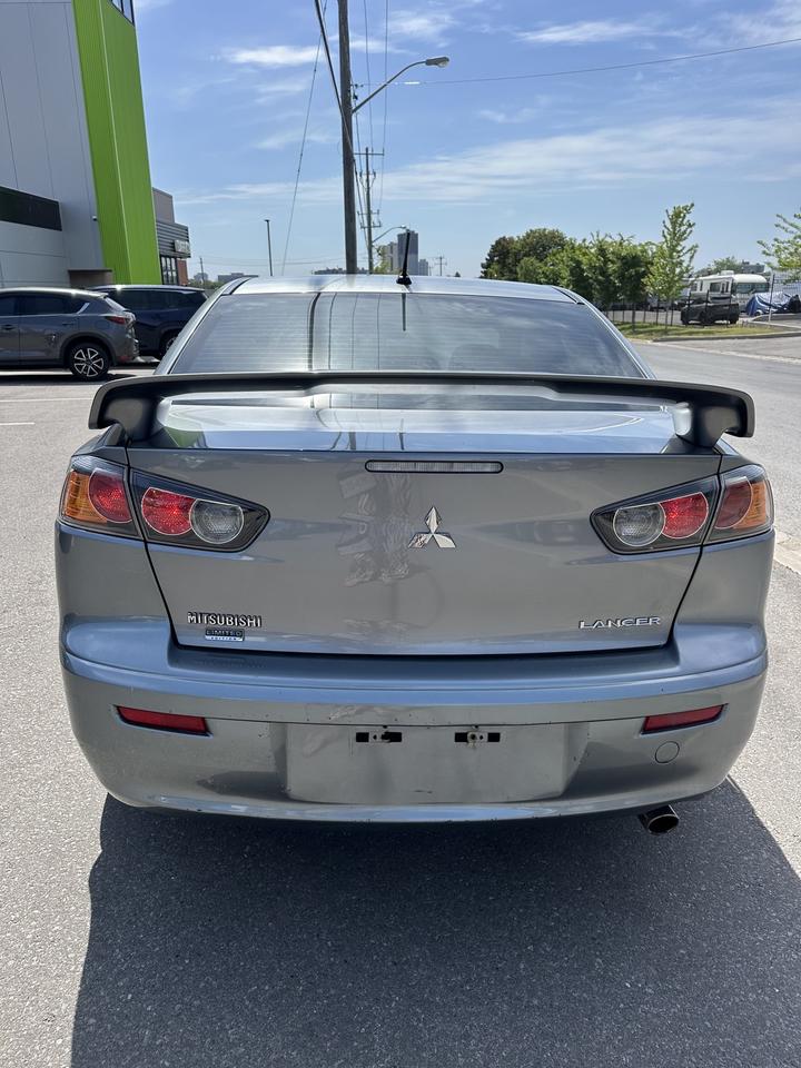2015 Mitsubishi Lancer ES Photo