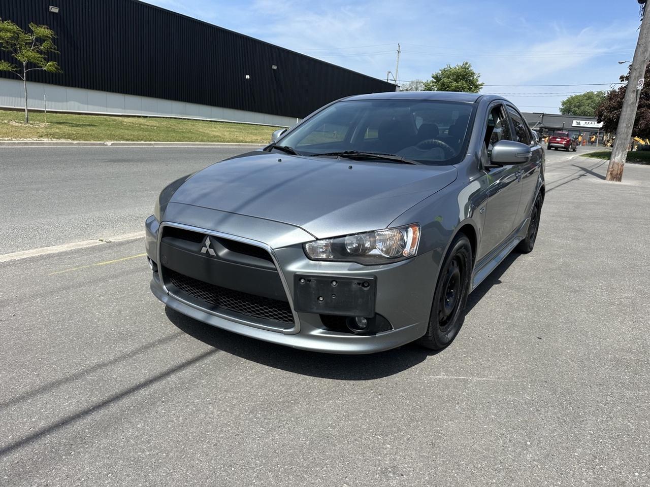 2015 Mitsubishi Lancer ES Photo