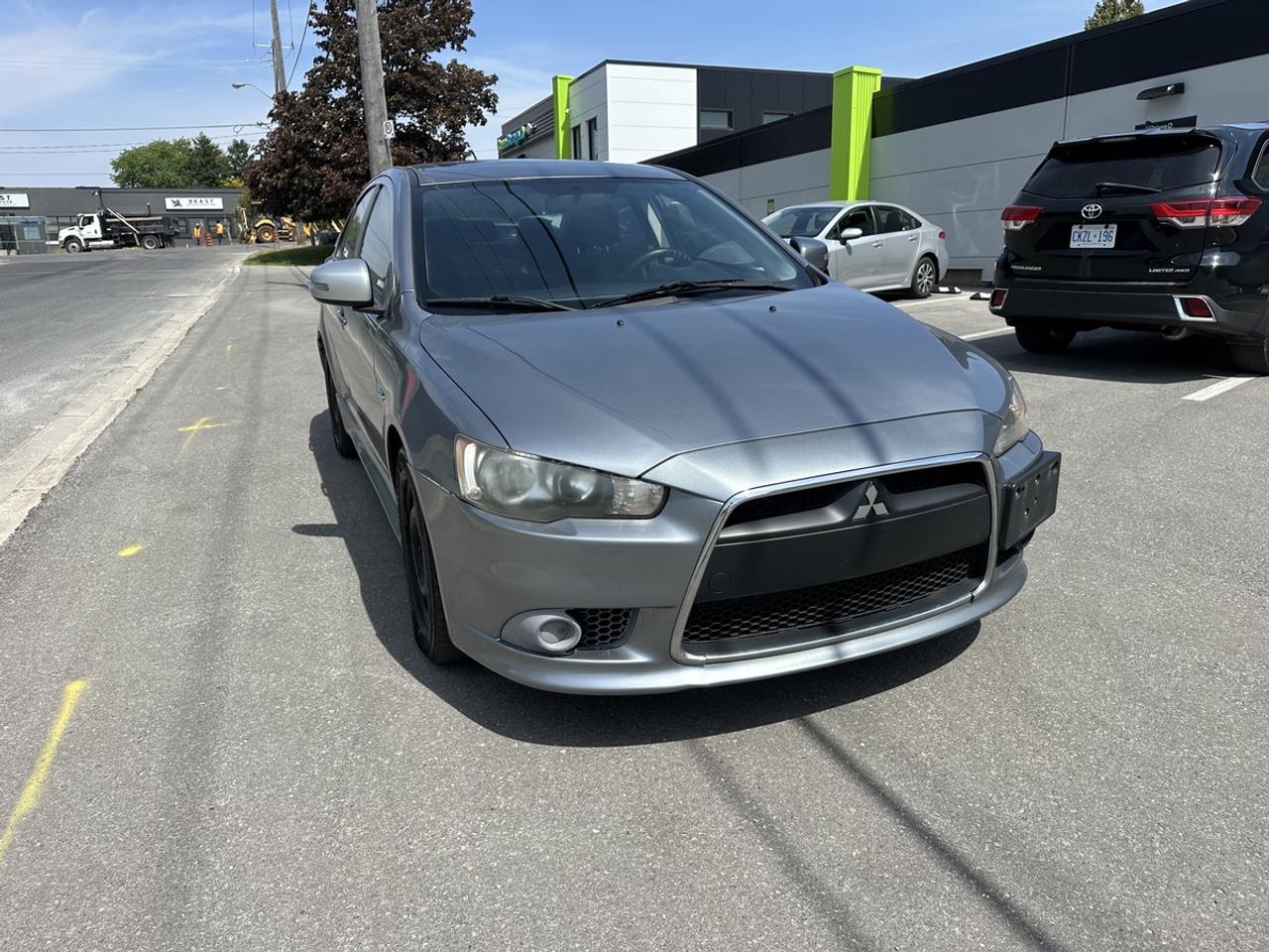 2015 Mitsubishi Lancer ES Photo