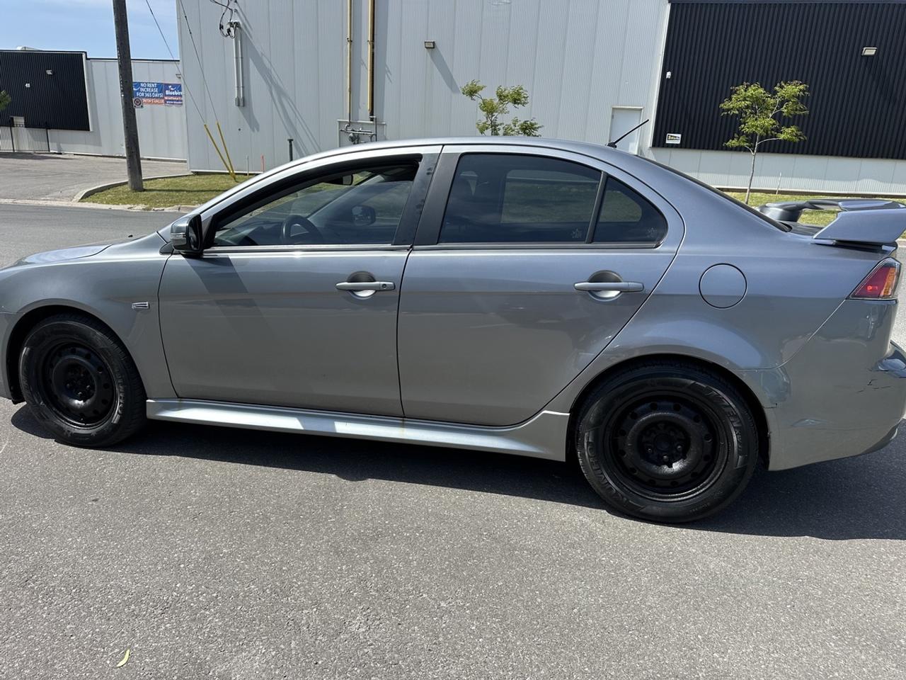 2015 Mitsubishi Lancer ES Photo