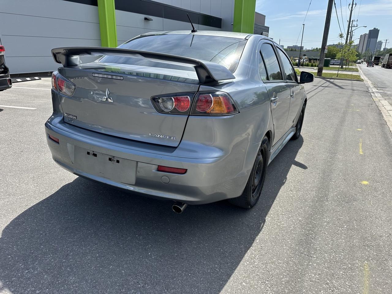 2015 Mitsubishi Lancer ES Photo