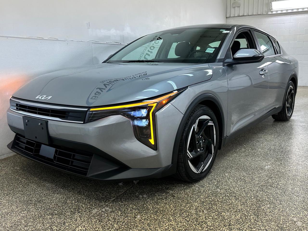 2025 Kia K4 EX 4dr Sedan Photo2