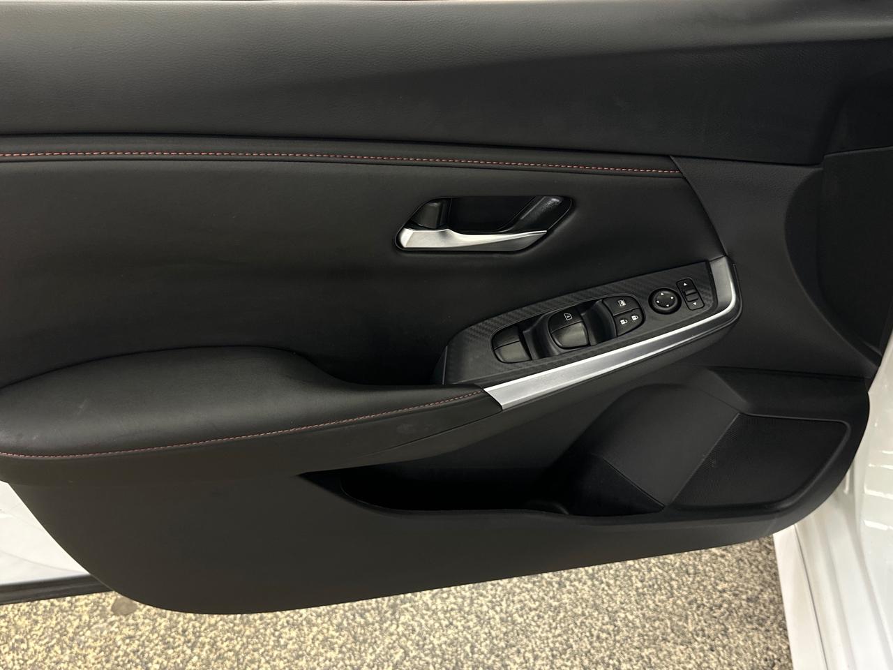 2024 Nissan Sentra SR Photo