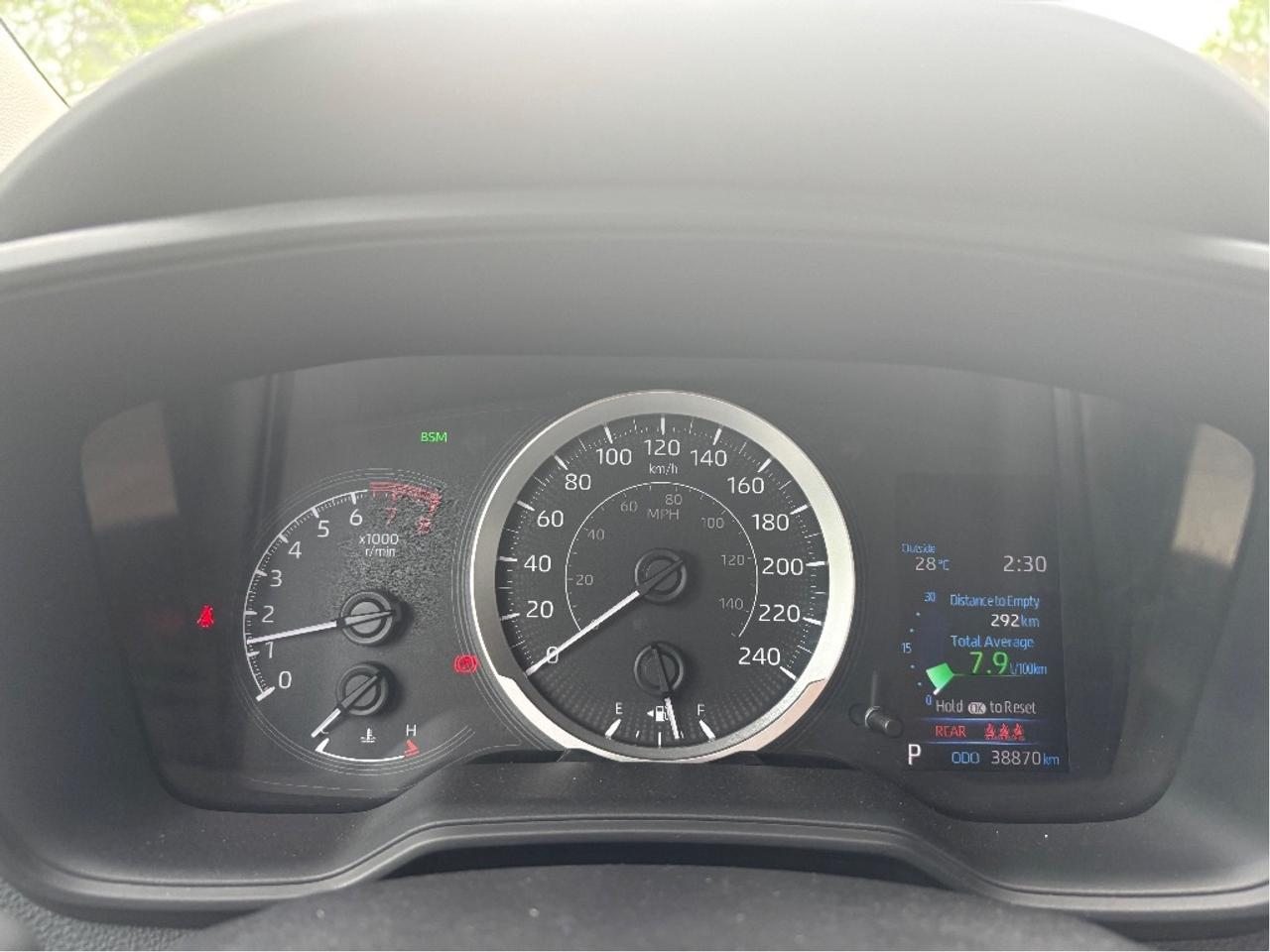 2020 Toyota Corolla LE Photo