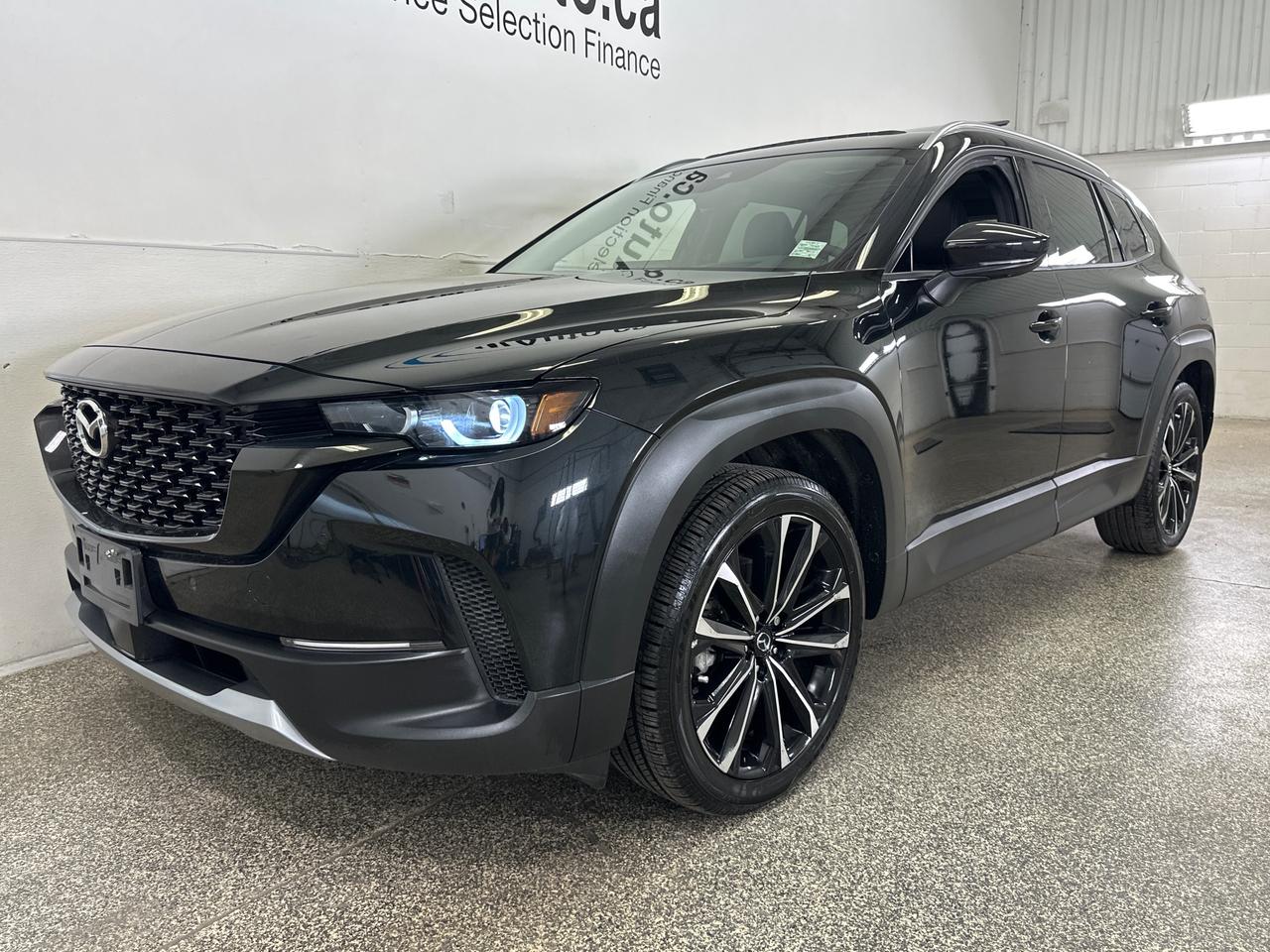 2024 Mazda CX-50 GT Turbo Photo