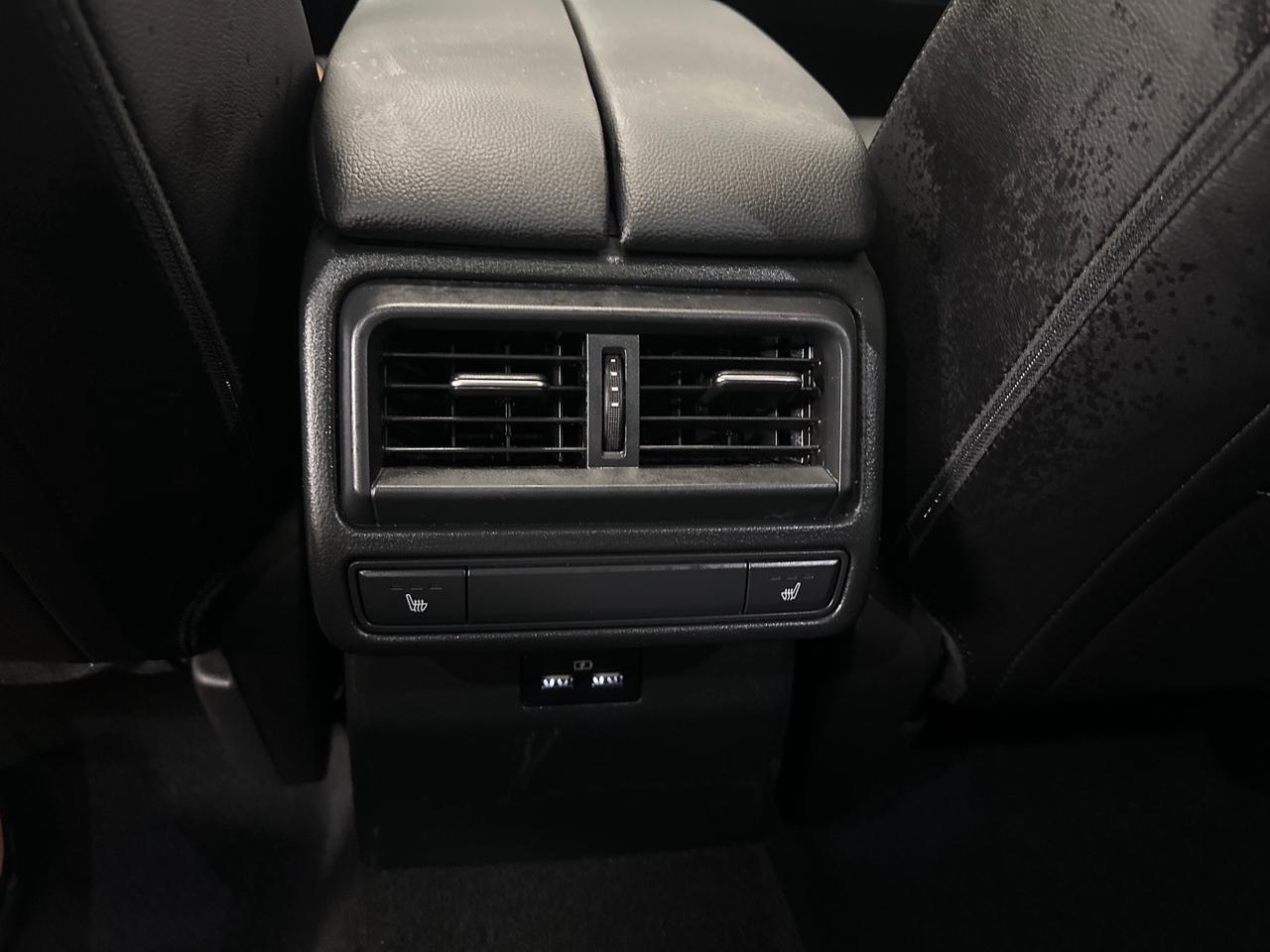 2024 Mazda CX-50 GT Turbo Photo