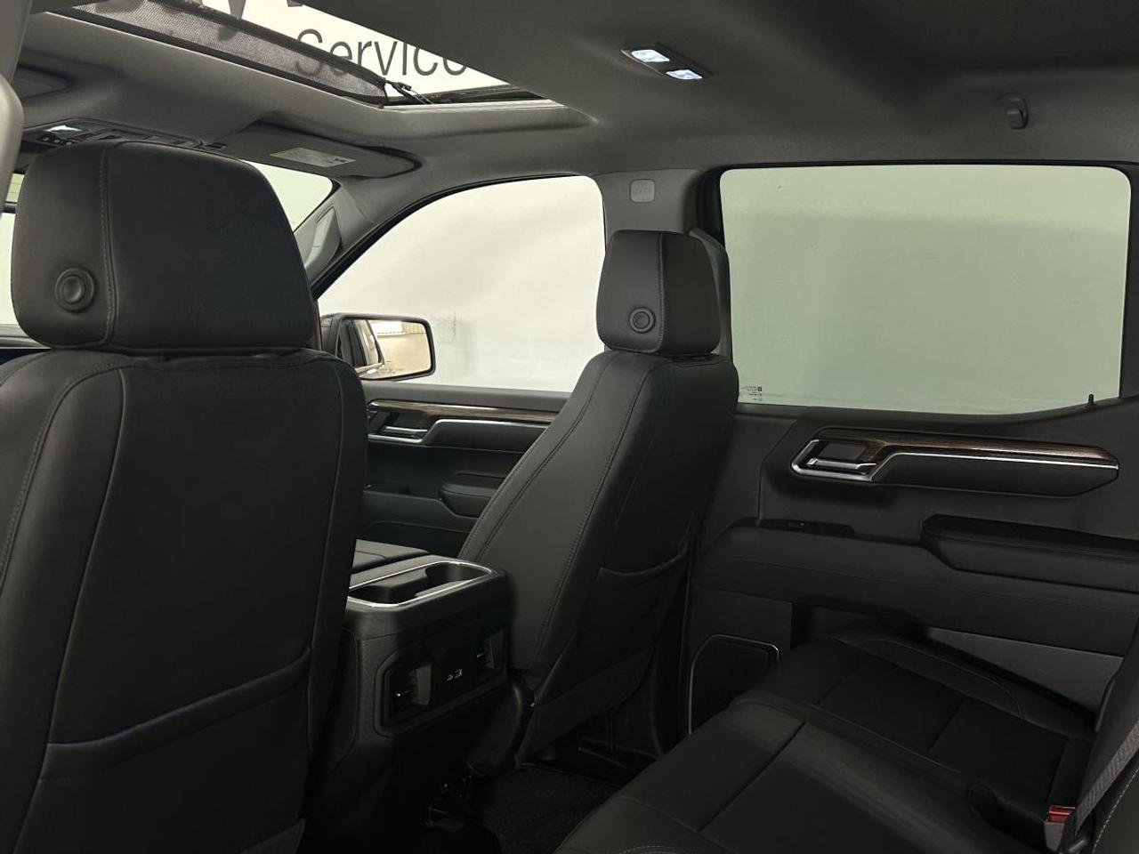 2024 Chevrolet Silverado 1500 RST Photo