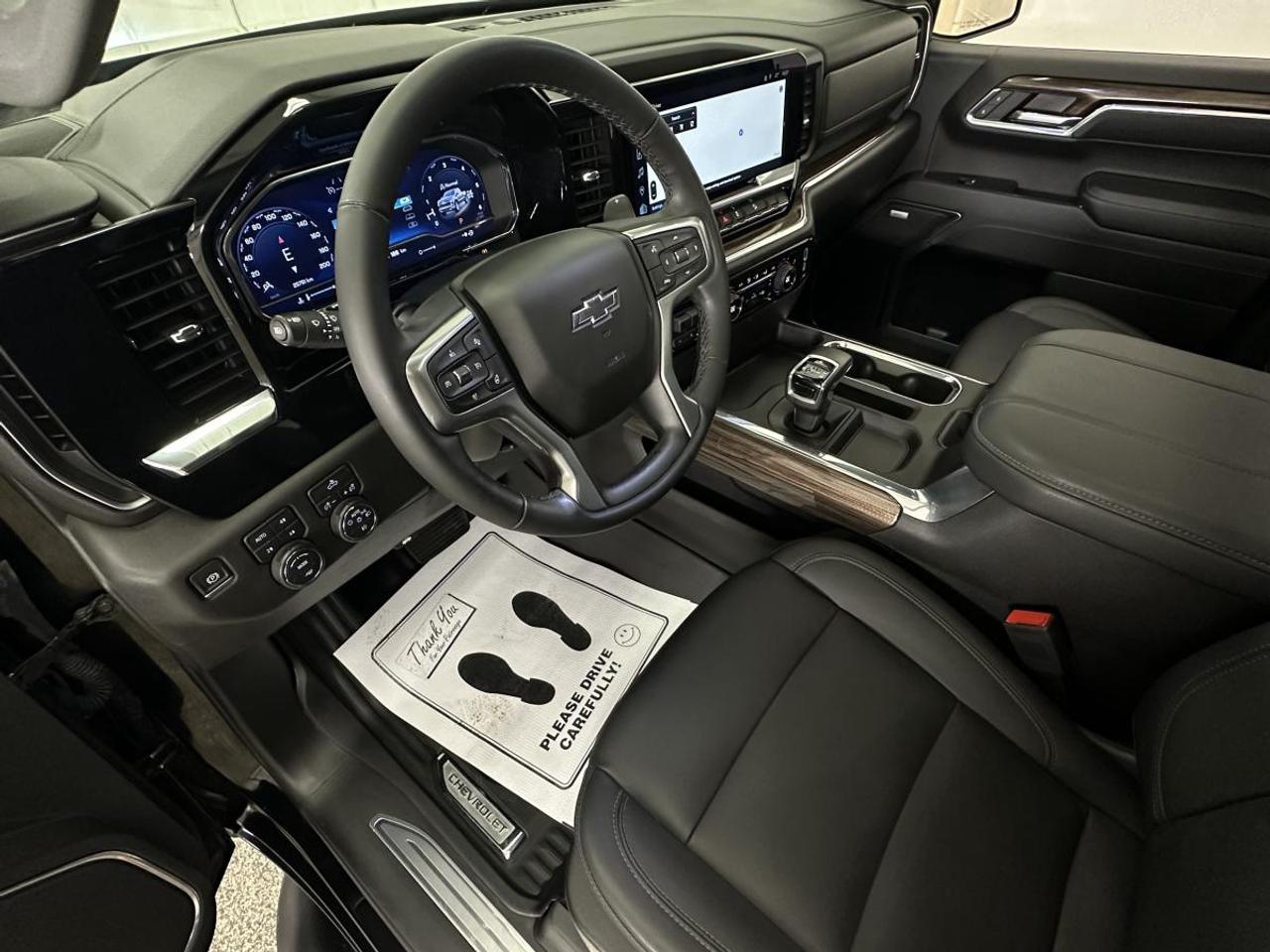 2024 Chevrolet Silverado 1500 RST Photo