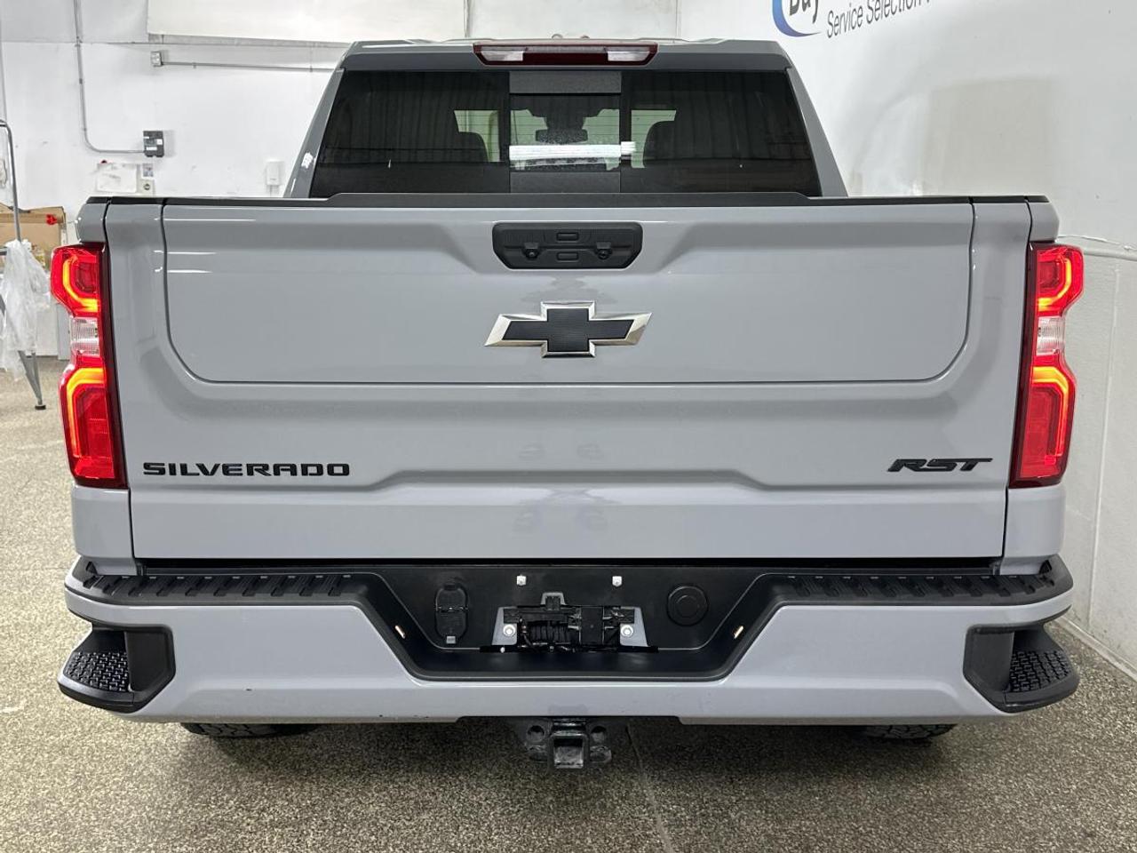 2024 Chevrolet Silverado 1500 RST Photo