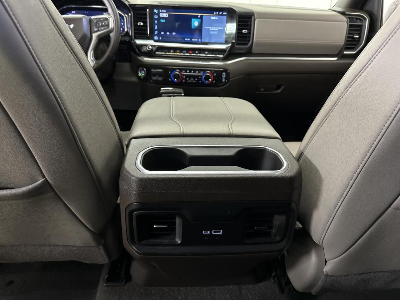 2024 Chevrolet Silverado 1500 RST Photo