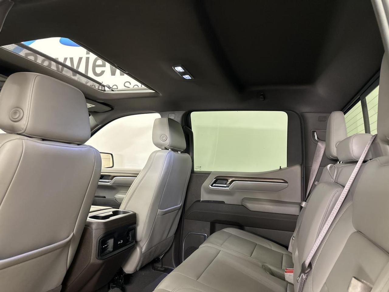 2024 Chevrolet Silverado 1500 RST Photo
