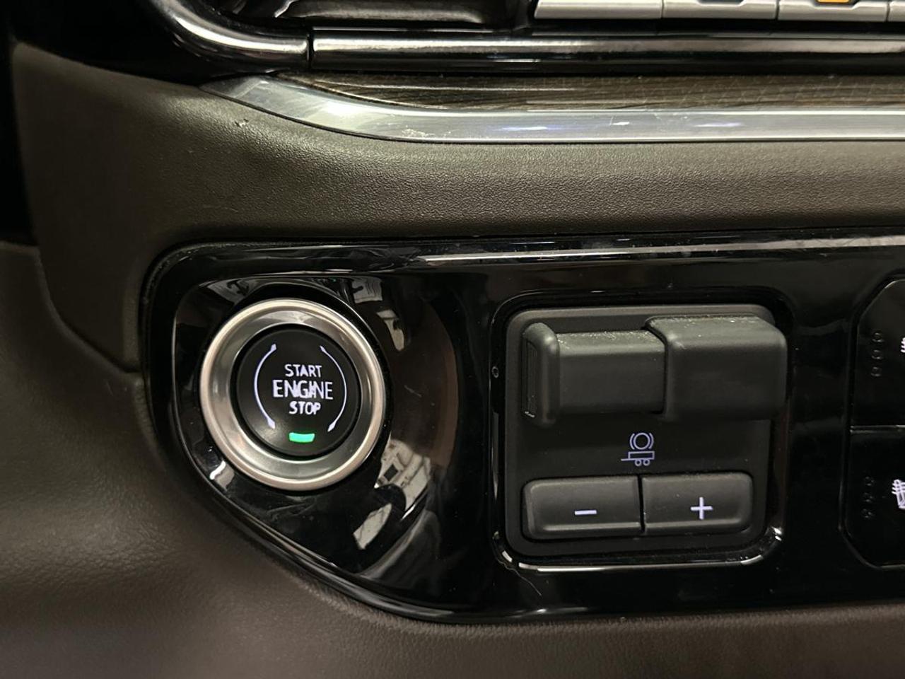 2024 Chevrolet Silverado 1500 RST Photo