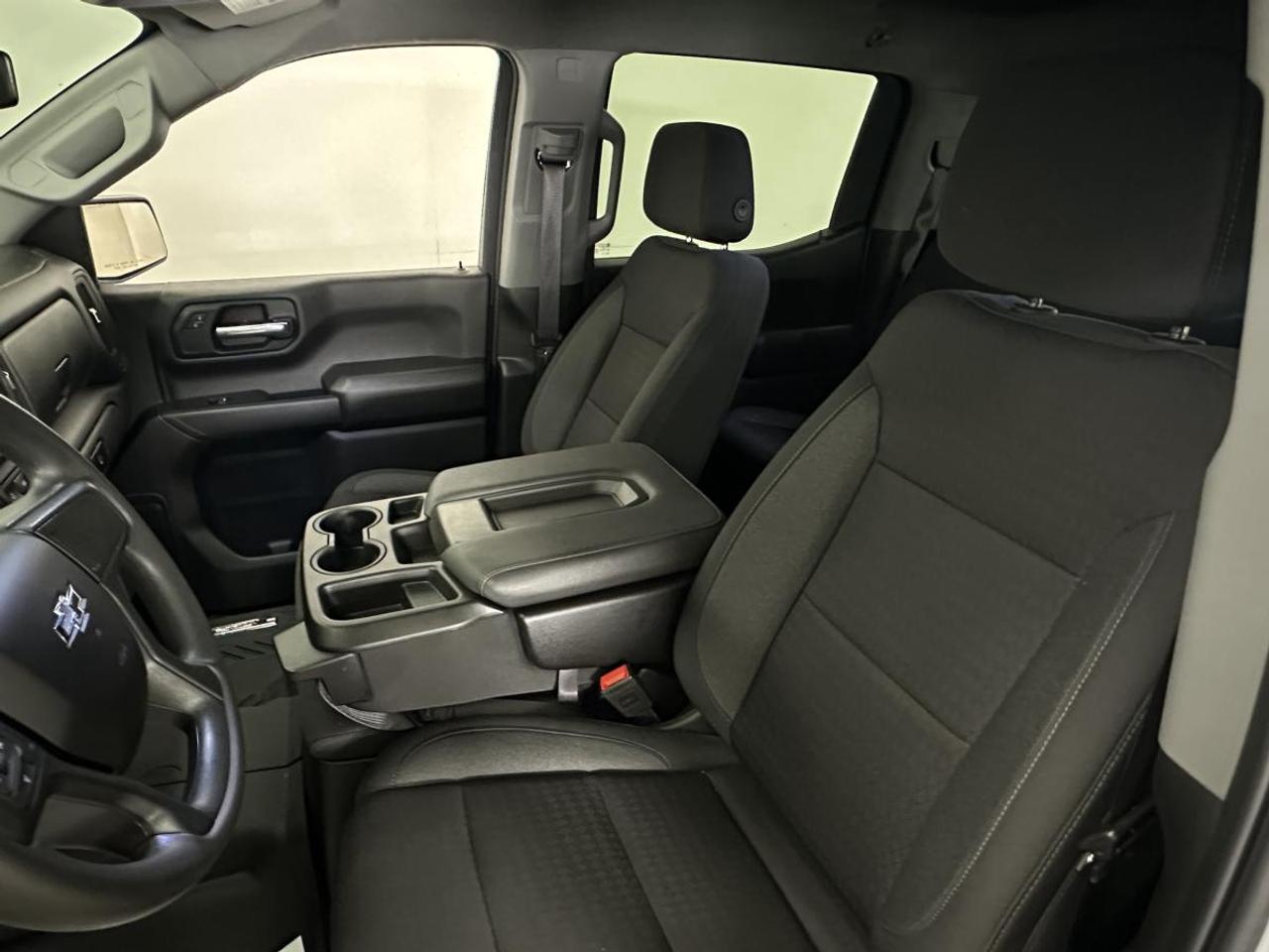 2024 Chevrolet Silverado 1500 Custom Trail Boss Photo