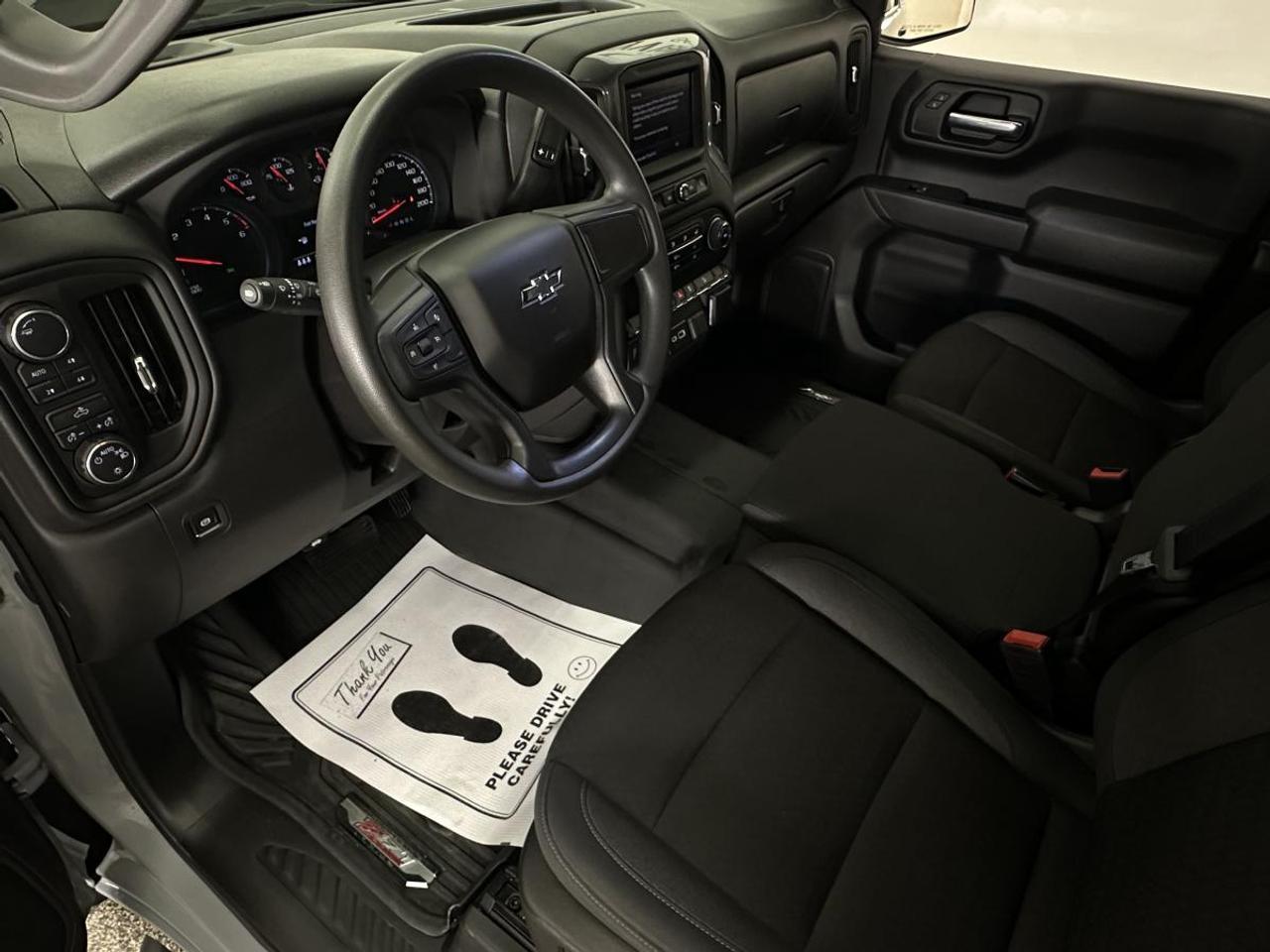 2024 Chevrolet Silverado 1500 Custom Trail Boss Photo