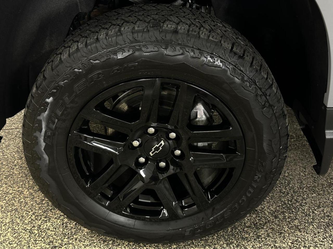 2024 Chevrolet Silverado 1500 Custom Trail Boss Photo