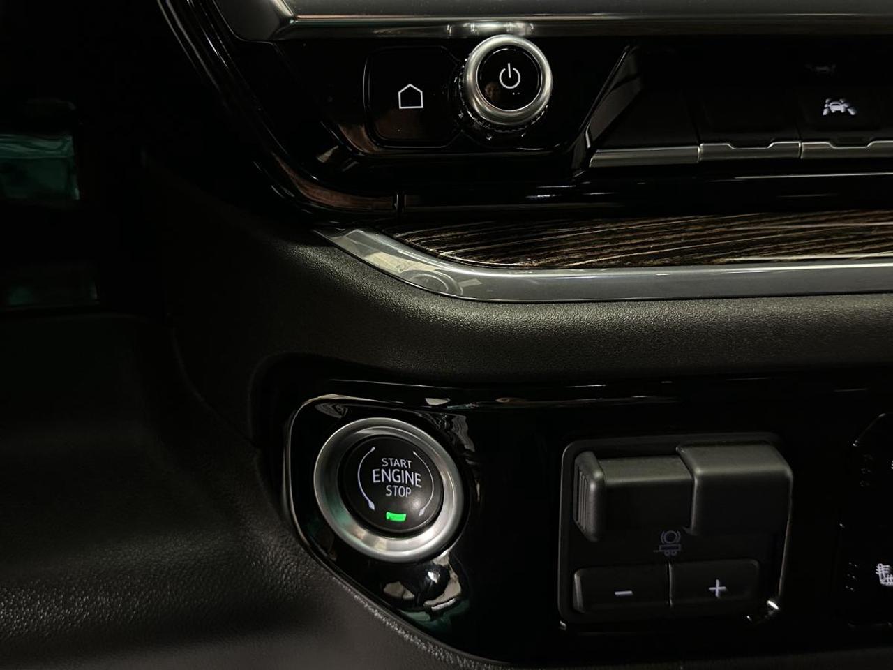 2024 GMC Sierra 1500 ELEVATION Photo