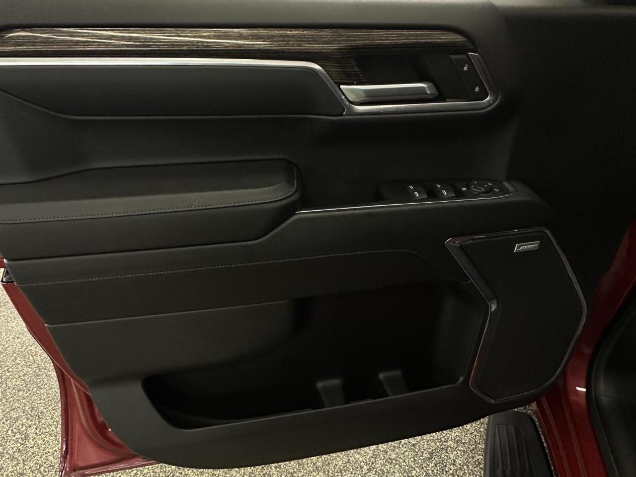 2024 GMC Sierra 1500 ELEVATION Photo