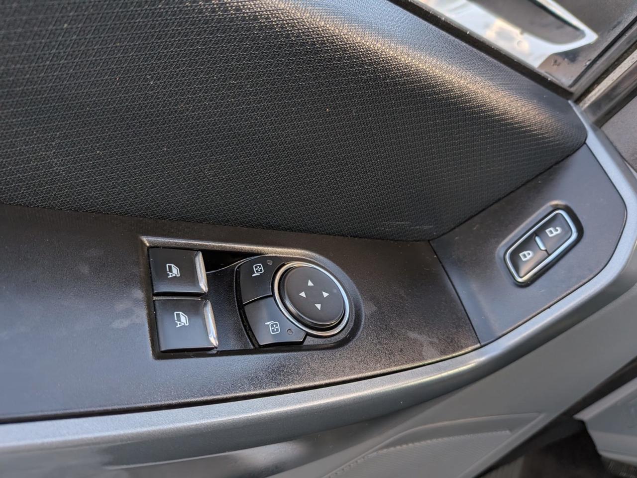 2021 Ford F-150 XLT Photo