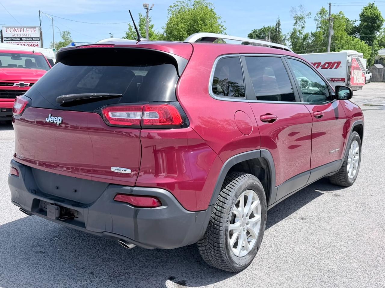 2014 Jeep Cherokee Latitude FWD Photo