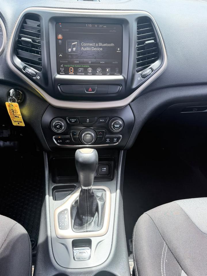 2014 Jeep Cherokee Latitude FWD Photo