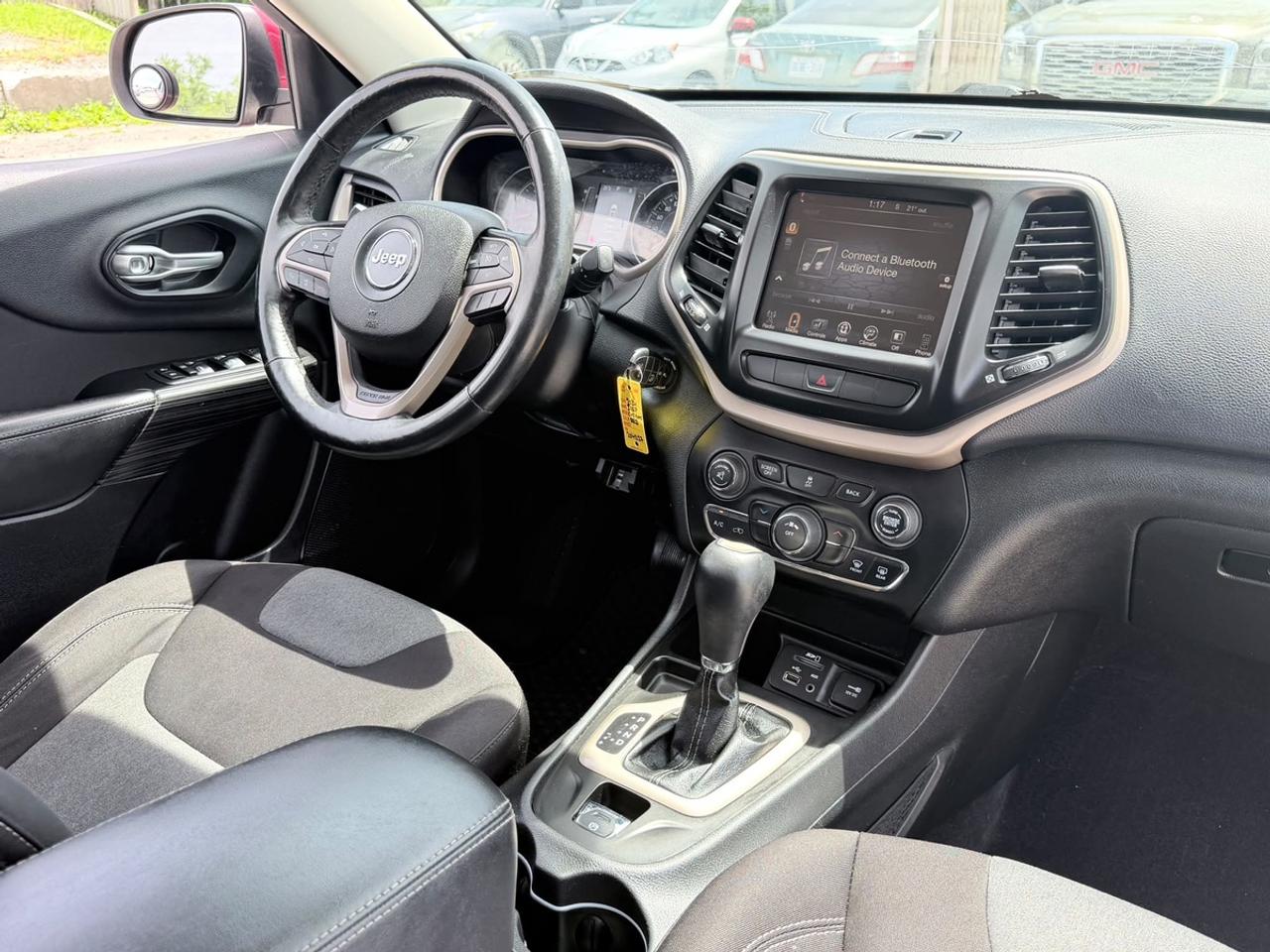 2014 Jeep Cherokee Latitude FWD Photo