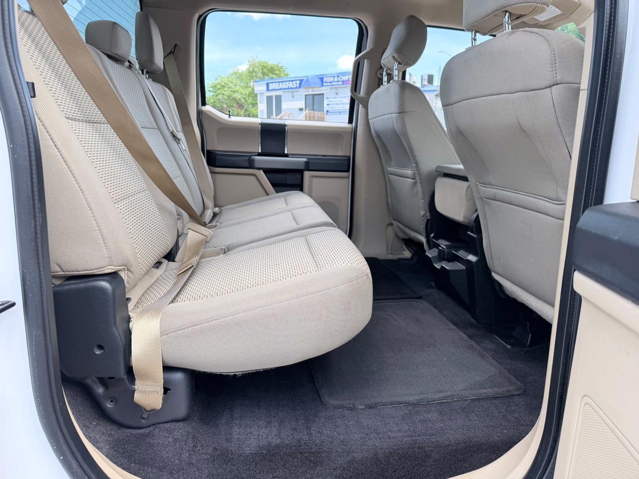 2015 Ford F-150 4wd Supercrew 157" XLT Crew Cab Std Bed Photo