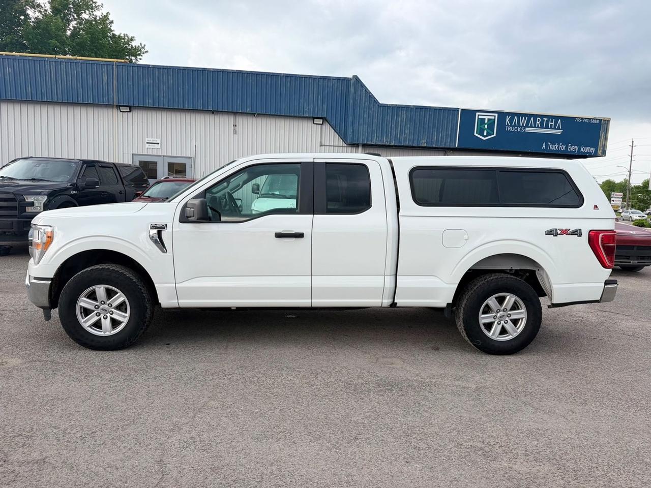 2022 Ford F-150 4WD XLT EXTENDED CAB STD BED Photo2