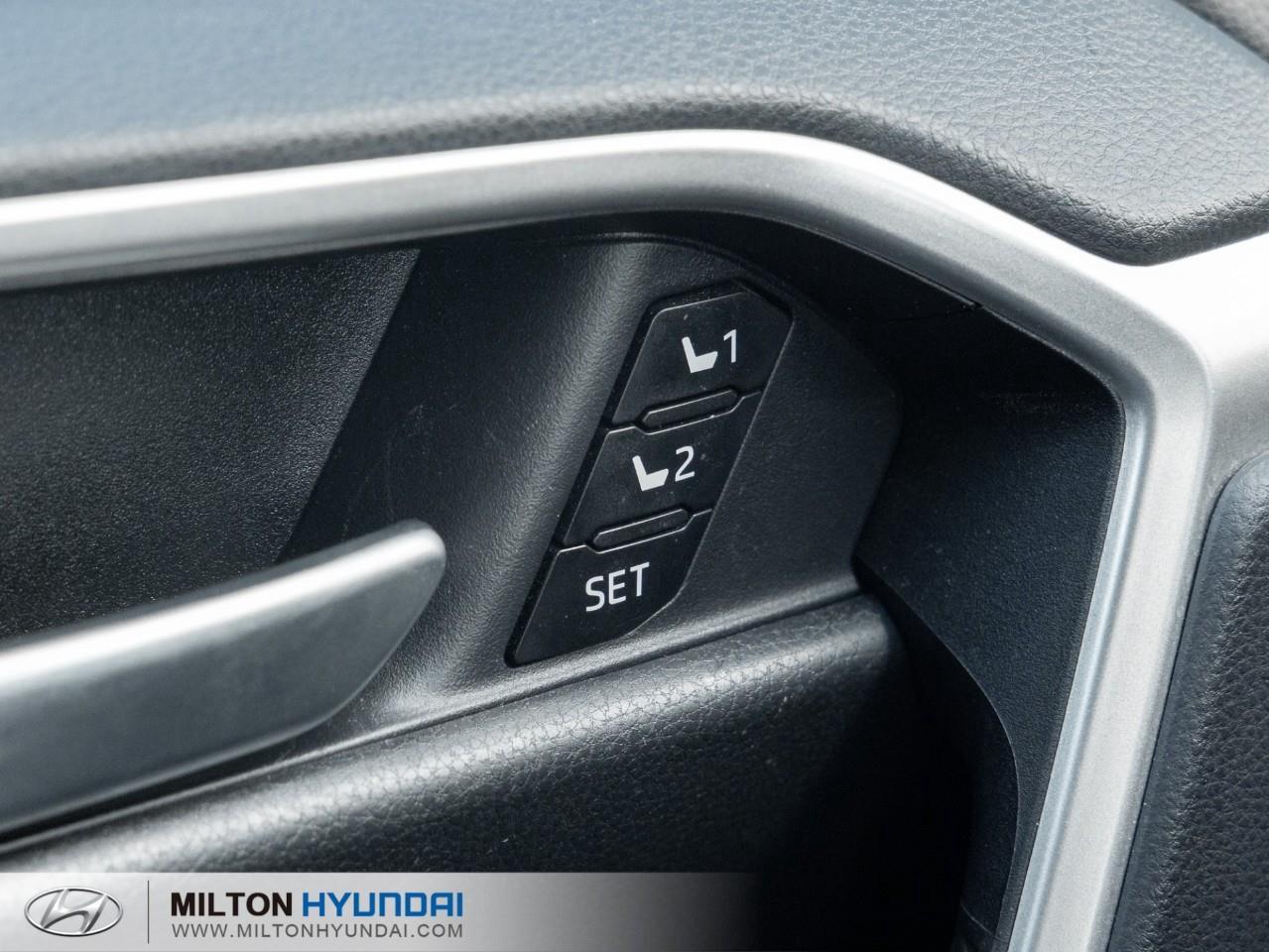 2025 Toyota RAV4 Hybrid XLE 4dr All-Wheel Drive Photo