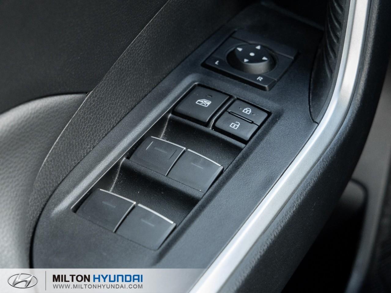 2025 Toyota RAV4 Hybrid XLE 4dr All-Wheel Drive Photo
