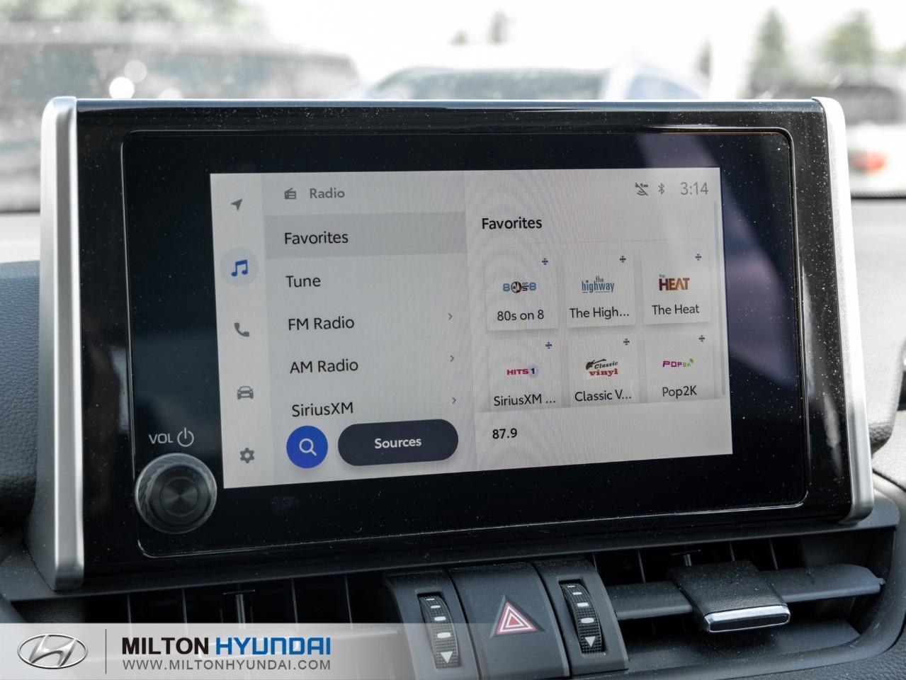 2025 Toyota RAV4 Hybrid XLE 4dr All-Wheel Drive Photo