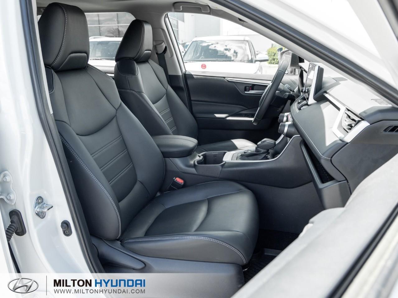 2025 Toyota RAV4 Hybrid XLE 4dr All-Wheel Drive Photo
