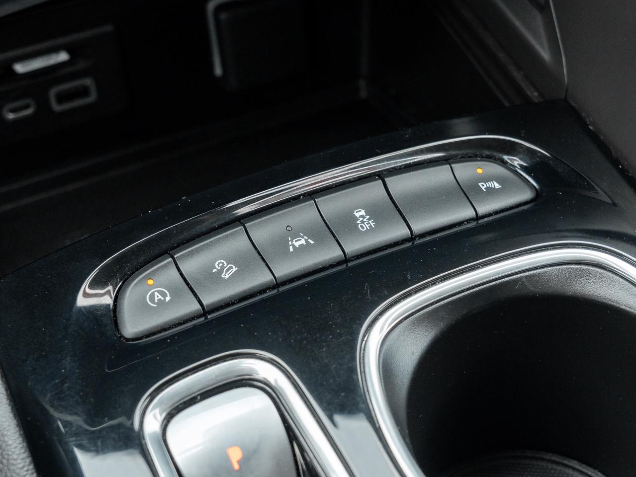 2023 Buick Envision Essence All-Wheel Drive Photo