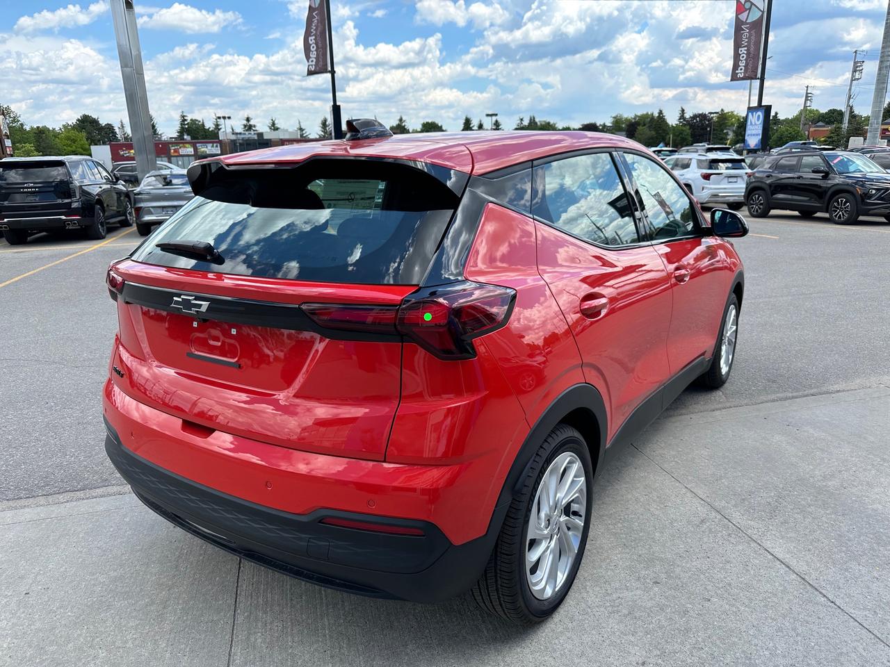 2027 Chevrolet Bolt LT 4dr Photo