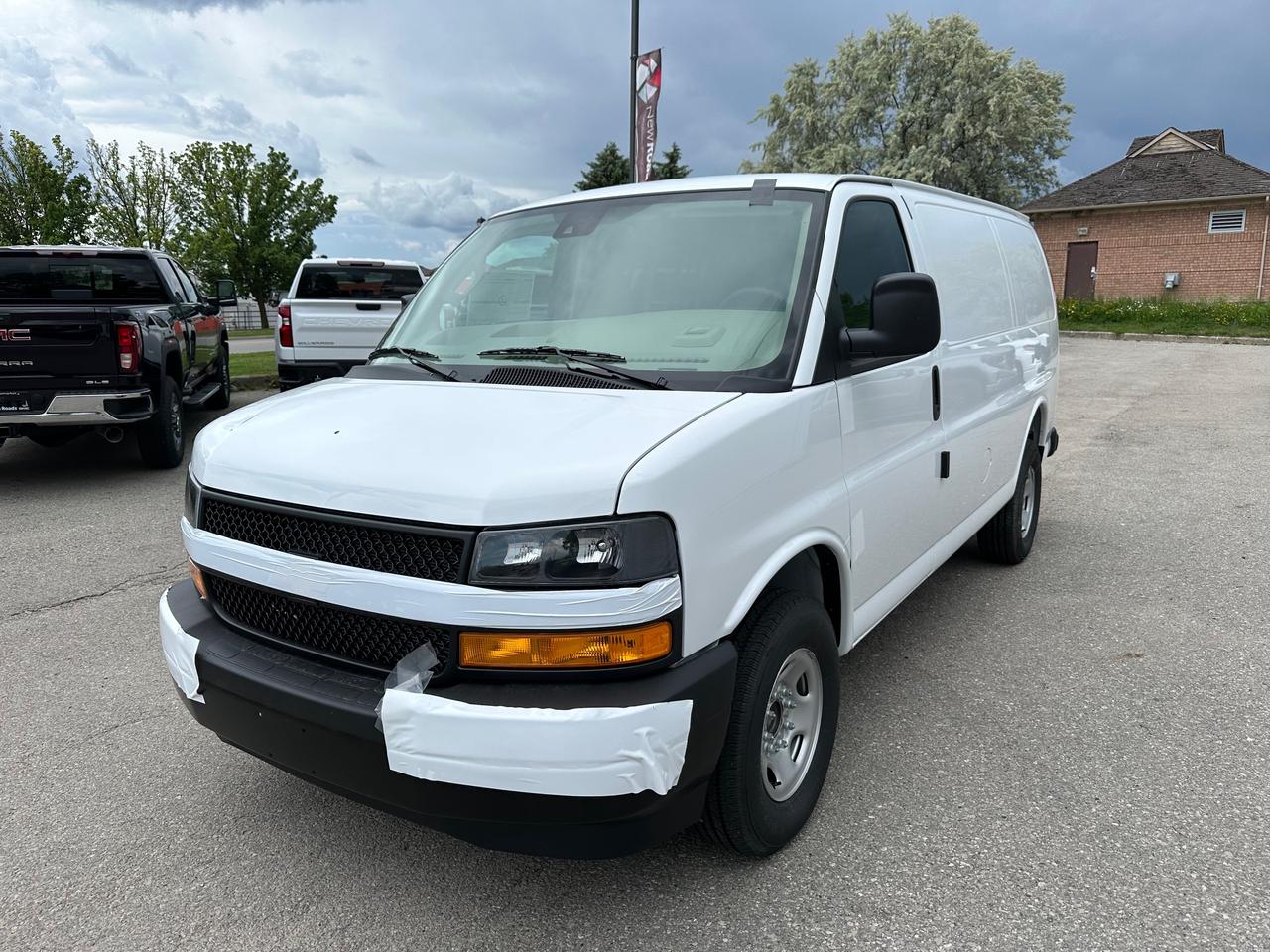 2026 Chevrolet Express 2500 Work Van Rear-Wheel Drive Cargo Van Photo0